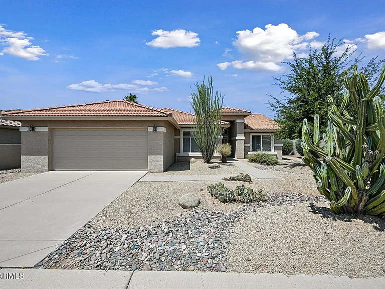 9222 E Crystal Dr — Photo 1