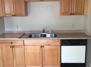 1954 Leitch Rd, Ferndale, MI 48220