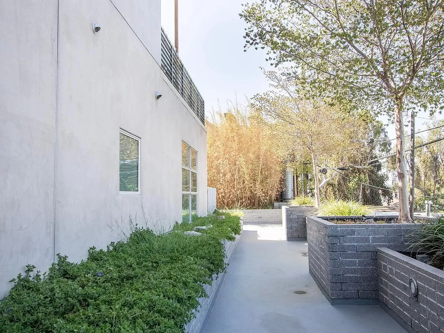 5700 Melrose - Larchmont Lofts — Photo 4