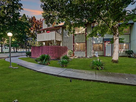1002 Cheryl Ann Cir APT 50, Hayward, CA 94544