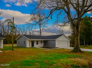 500 Francktown Rd, Richlands, NC 28574