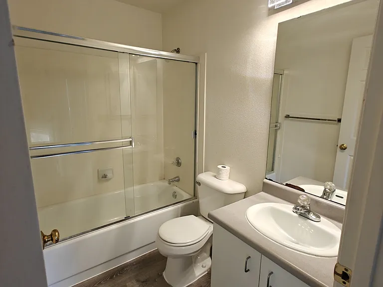 6909 Weedin Pl NE — Photo 24