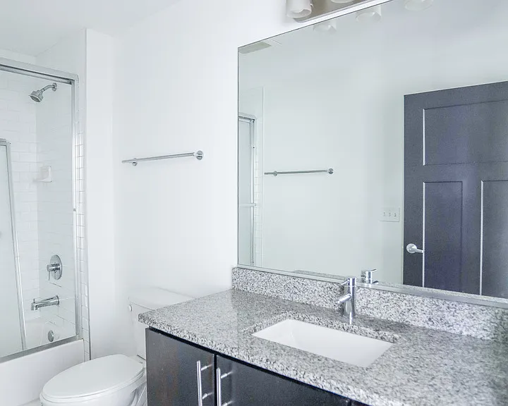 1246 W Devon Ave #35 — Photo 13