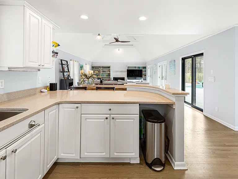 121 Highland Rd — Photo 8