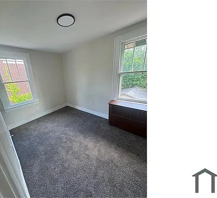 3 bed, $1,907 — Photo 2