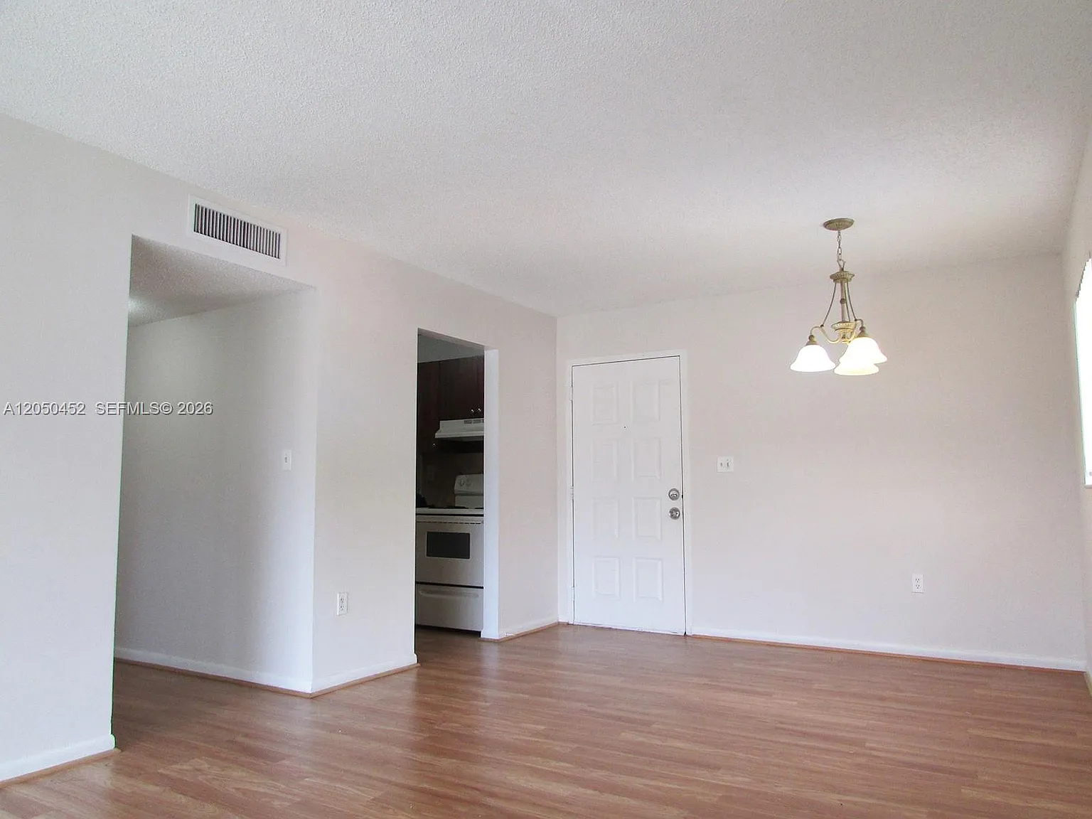 Magnolia Lane Condo — Photo 3