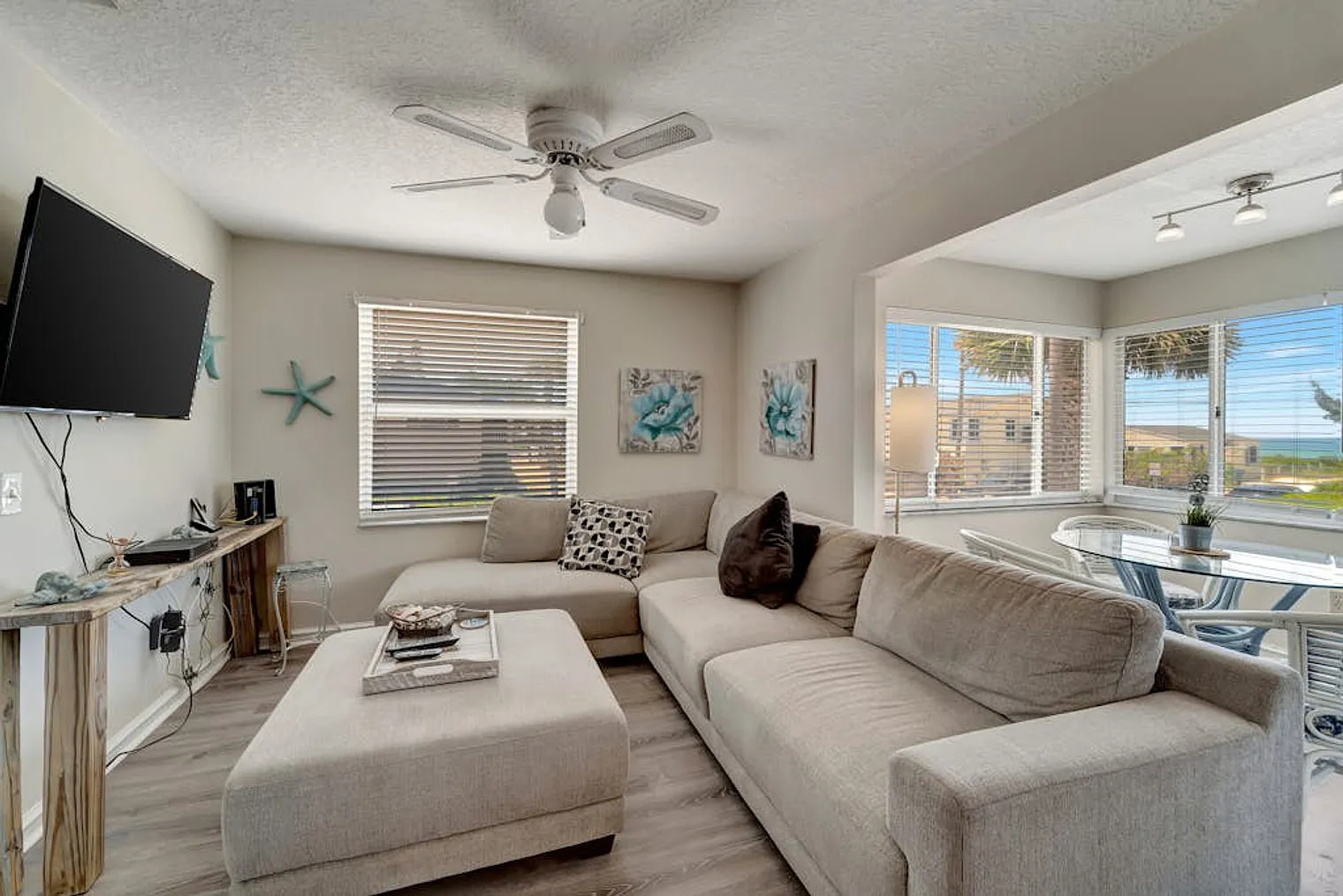 2 bed, 1.0 bath, $2,586 — Photo 1