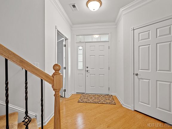 2nd image of 1008 Broadmoor Dr
