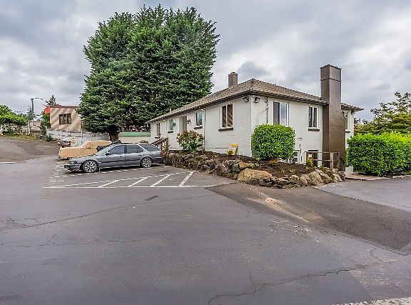 2nd image of 9500 Rainier Ave S APT 505