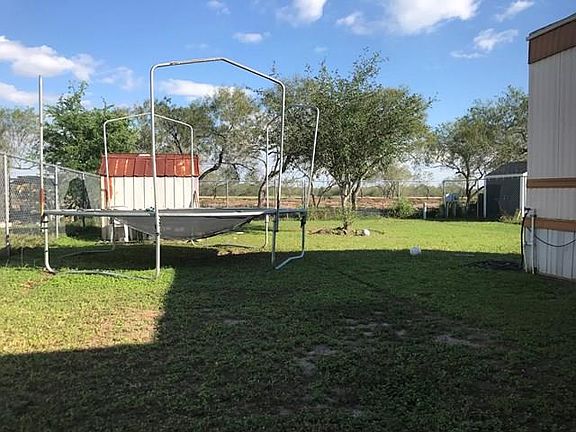 3rd image of 616 N Bougainvillea Ave