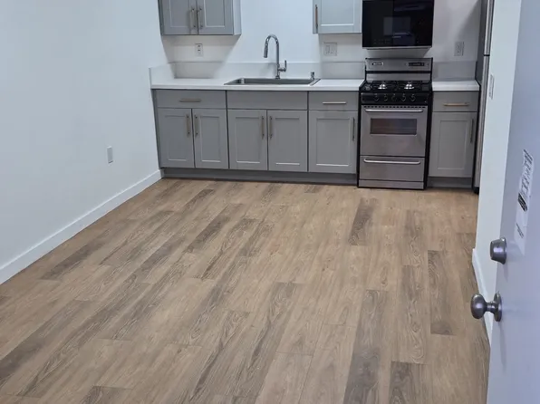 1117 E 71st St #Adu, Los Angeles, CA 90001