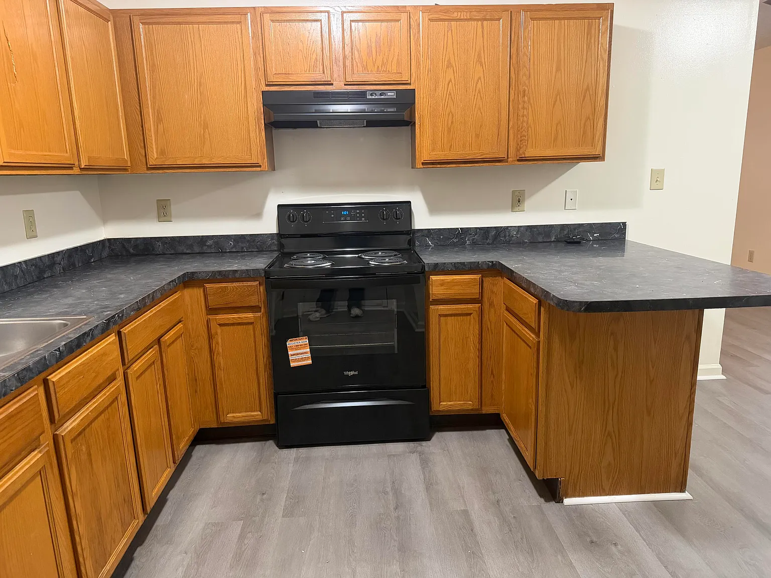 3 bed, 2.0 bath, 1207 sqft, $1,795 — Photo 4