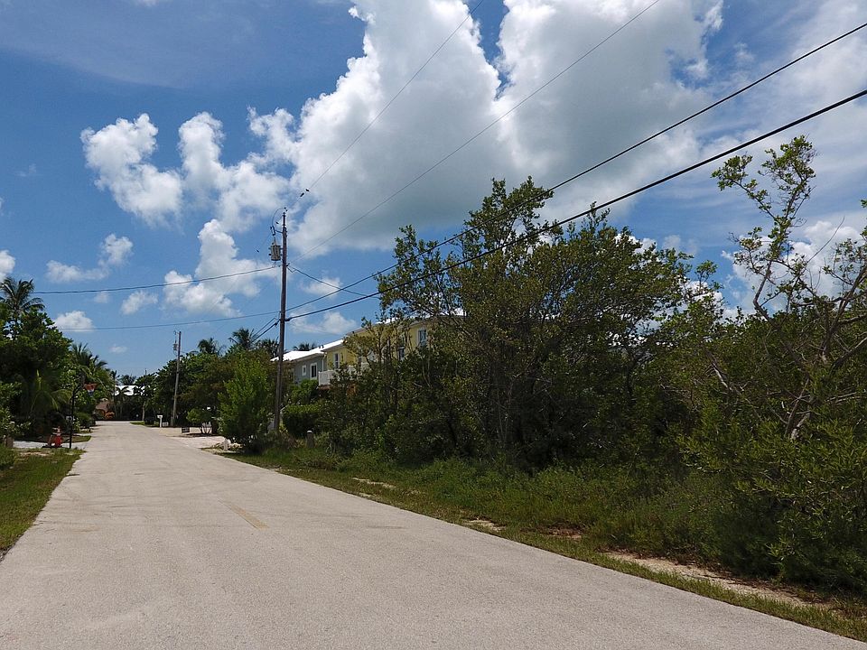 1st image of Calle Limon Lot 25