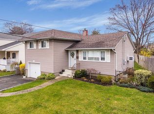 1 23rd St, Jericho, NY 11753