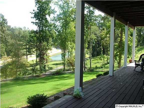 3rd image of 1060 Heritage Dr