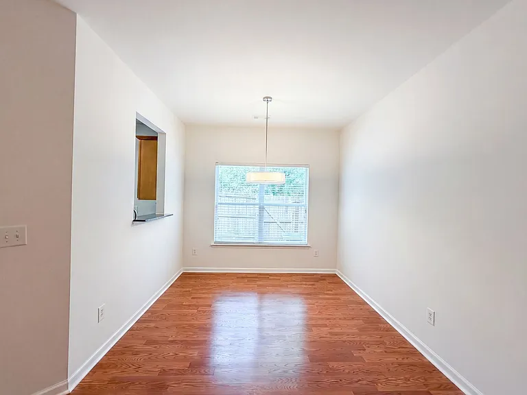 10595 Naramore Ln — Photo 8