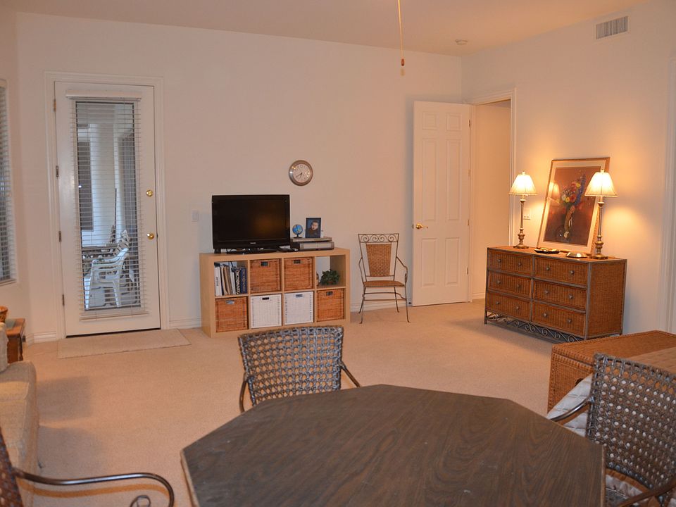 Downstairs Master/Gameroom