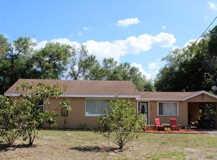 135 Lakewood Dr, Debary, FL 32713