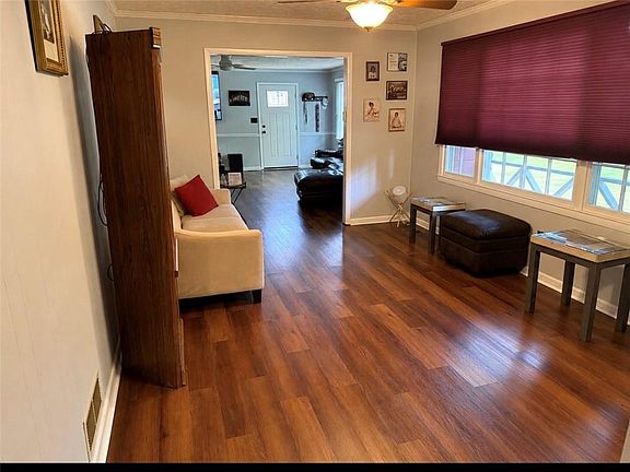 5th image of 9152 Westview Dr SW