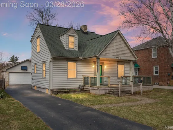 29436 Walnut St, Flat Rock, MI 48134