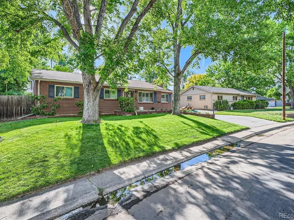 5986 Brooks Drive, Arvada, CO 80004
