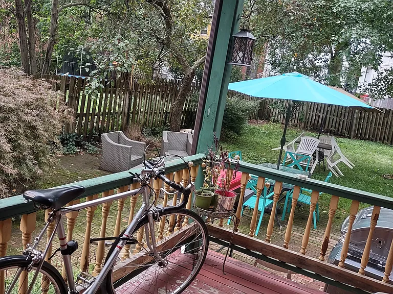 363 Laurel St #2 — Photo 16
