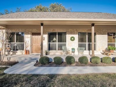805 Oakridge Dr, Blanco, TX, 78606