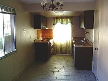 3rd image of 8031 N 32nd Ln