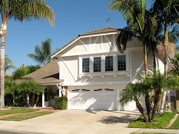 Located on cul de sac.