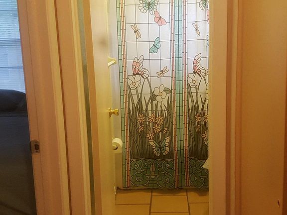 5th image of 8014 N 10th St APT B