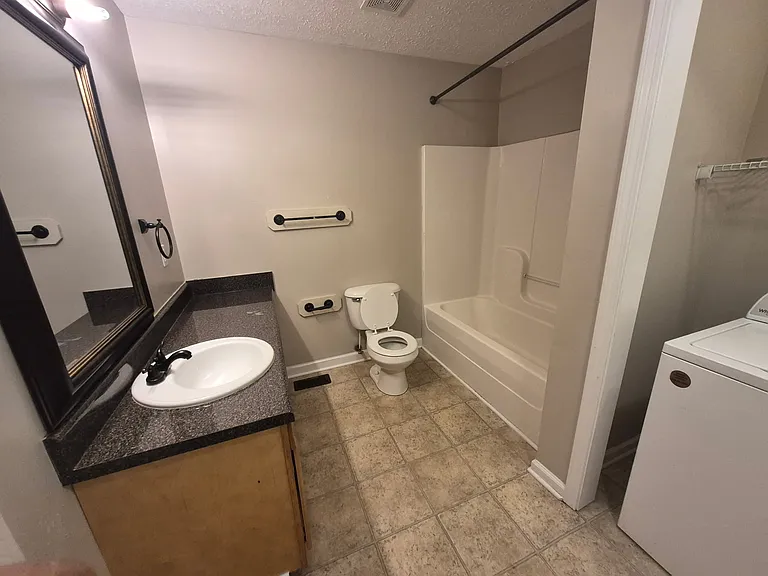 1101 Timber Ridge Dr #A — Photo 8
