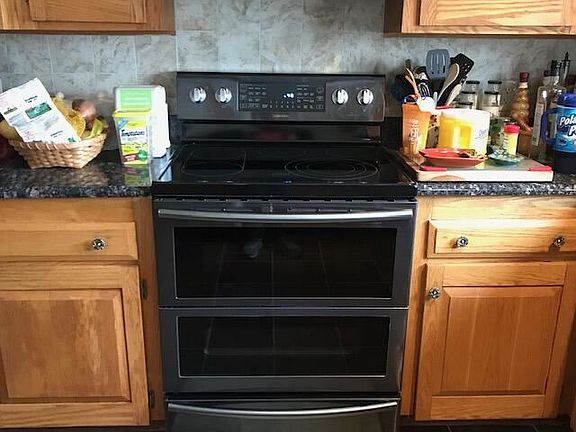 4th image of 87 Terrace Dr
