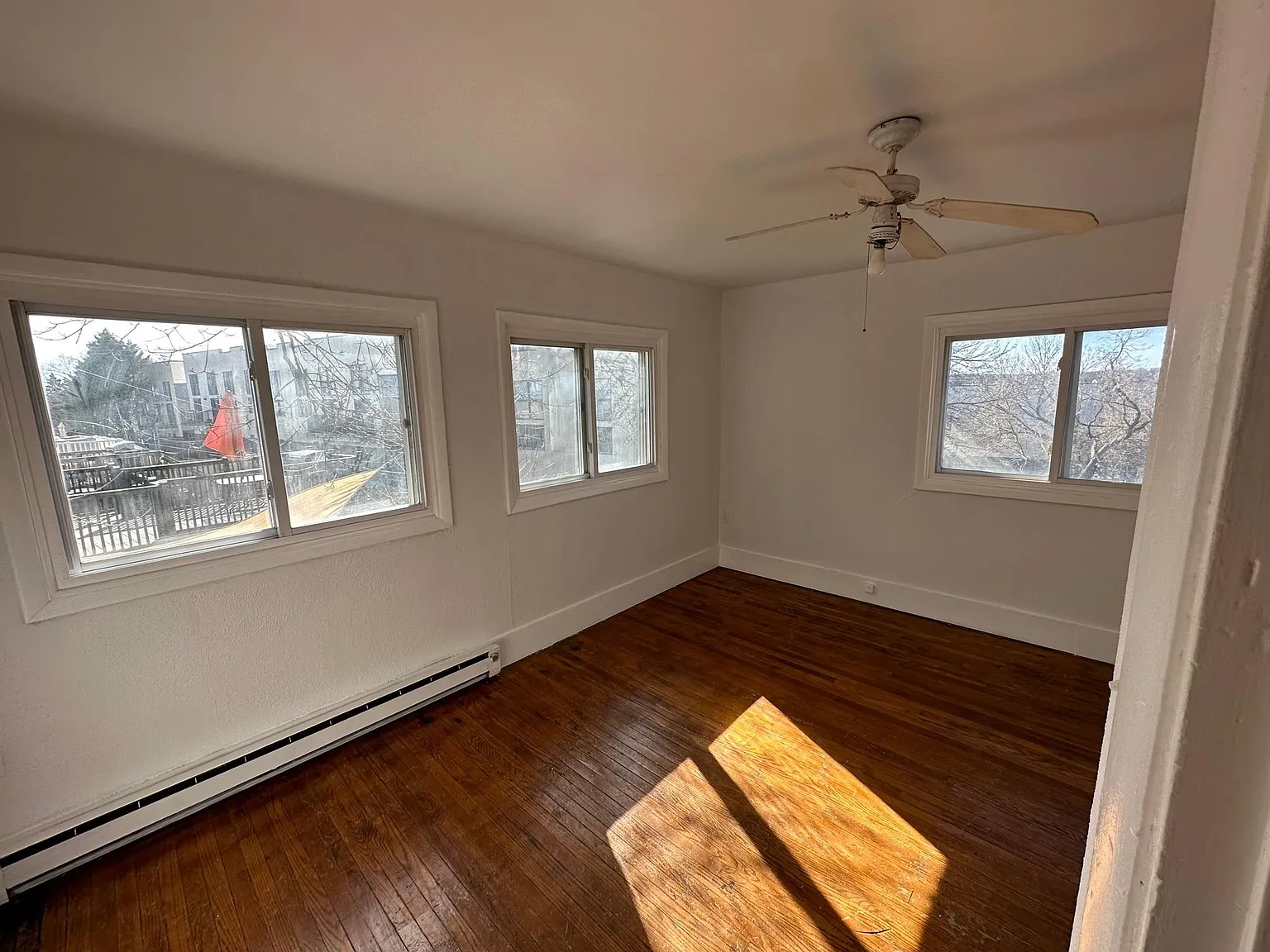 4446 Fleming St — Photo 4