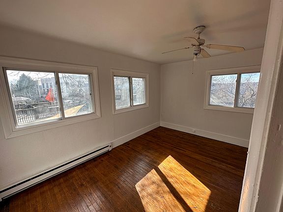 4th image of 4446 Fleming St