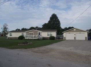 201 N Brunswick St, Brookfield, MO 64628