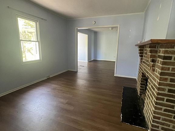 4th image of 142 Wynn Ave