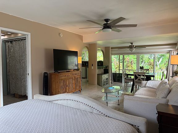 2nd image of 4480 Ka Haku Rd APT 107