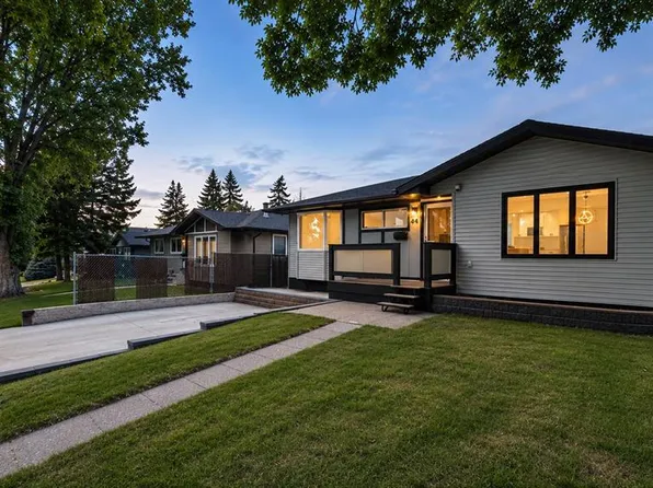 44 W Fairview Cres SE, Calgary, AB T2H 0Z6