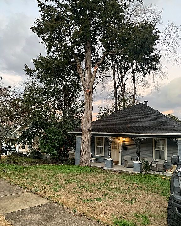 1st image of 2002 17th Ave