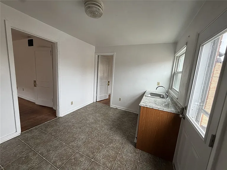 5839 Darlington Rd #4 — Photo 13