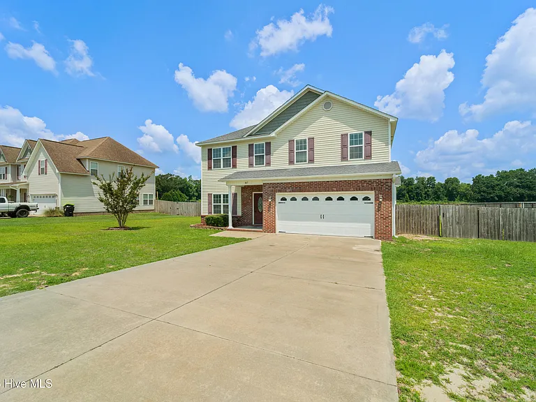 407 S Bluff Cir — Photo 24