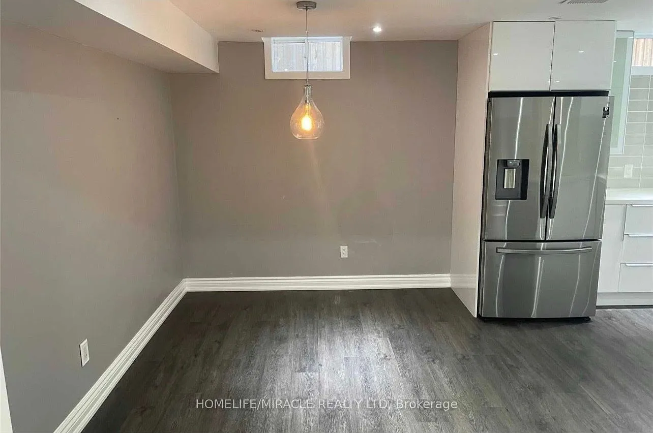 2 bed, $1,800 — Photo 3