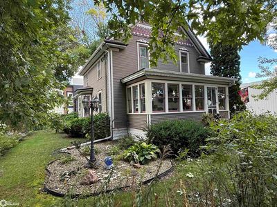 201 S 3rd St, Clear Lake, IA, 50428