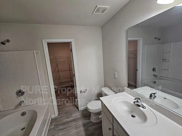 7015 Amberly Hills Rd — Photo 22
