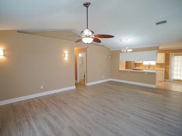 2029 Ascot Way — Photo 4