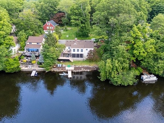 2nd image of 3 Allaire Rd