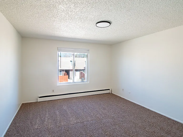 18 Ash Ct — Photo 30
