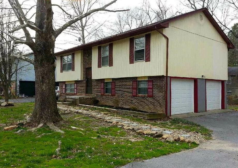 1st image of 6401 Ellesmere Dr NW