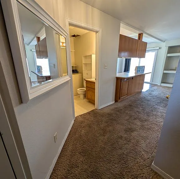 851 Denver St — Photo 2