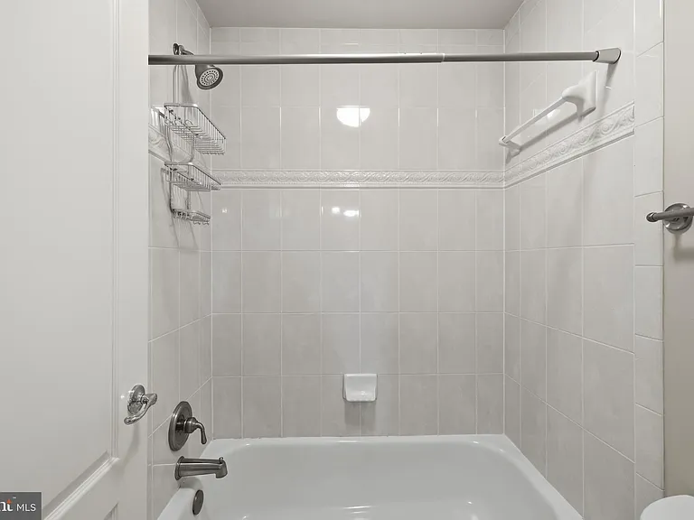 6403 Velliety Ln — Photo 50